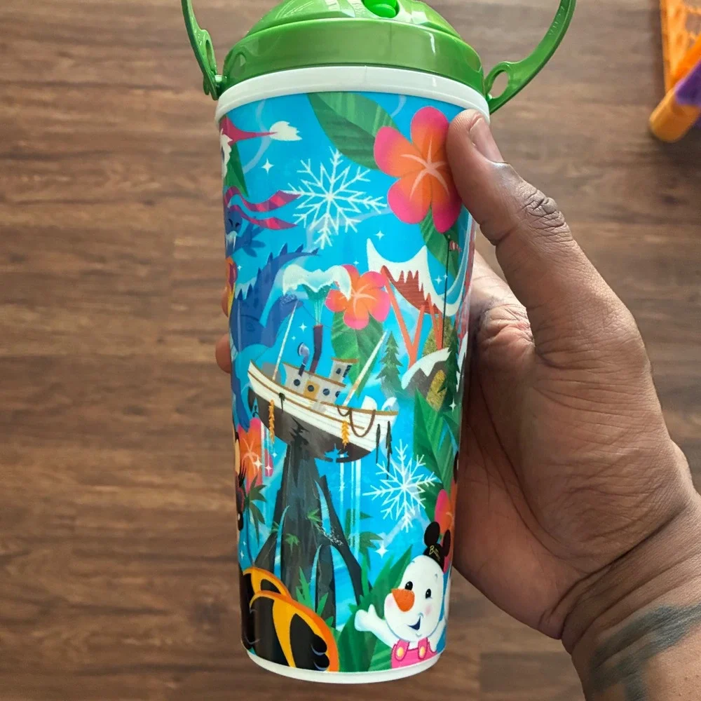 Disney Typhoon Lagoon Mickey Mouse refillable Tumbler lot w/ Green Lid And Straw